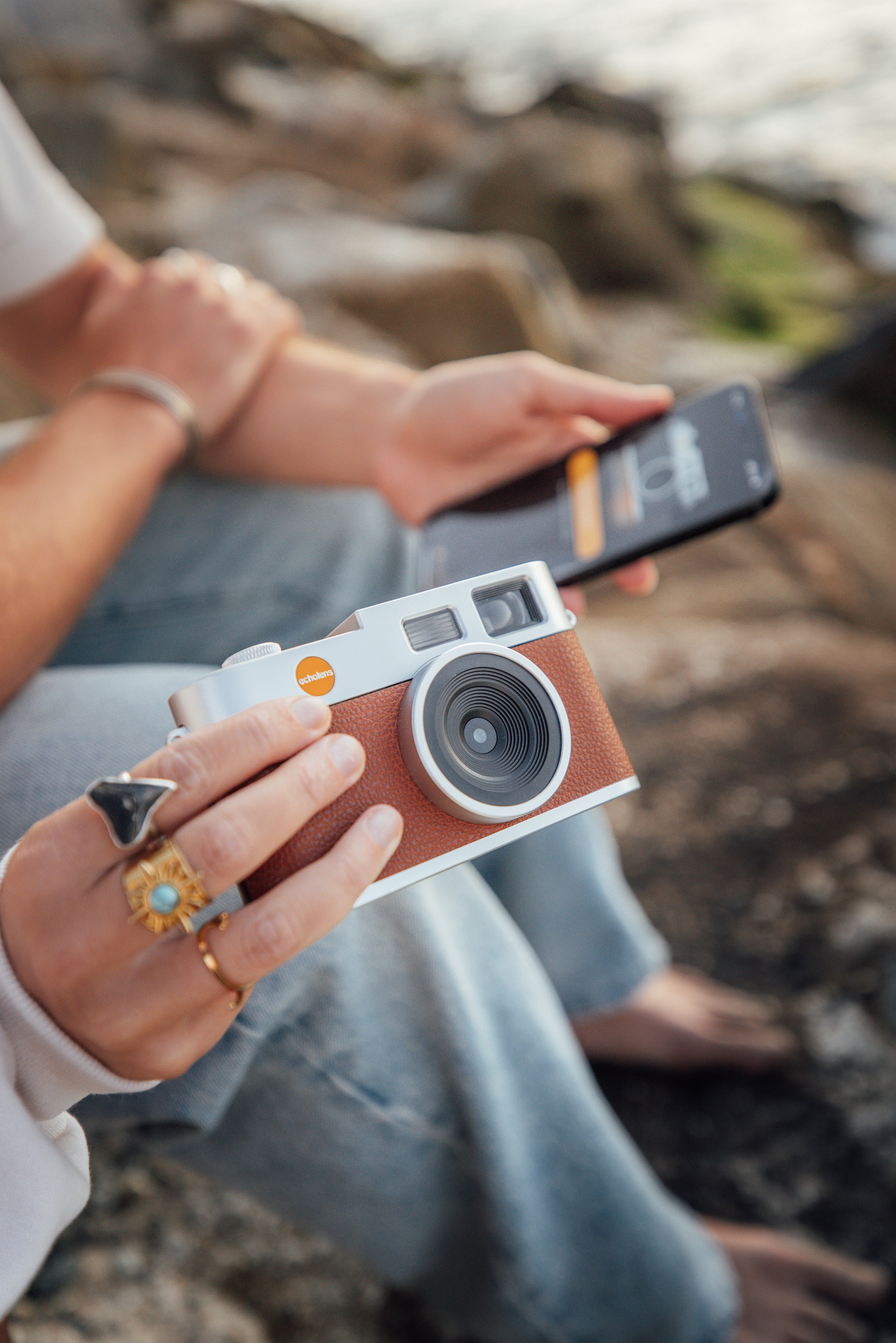 echolens – The Screen Free Digital Camera That Feels Like Film